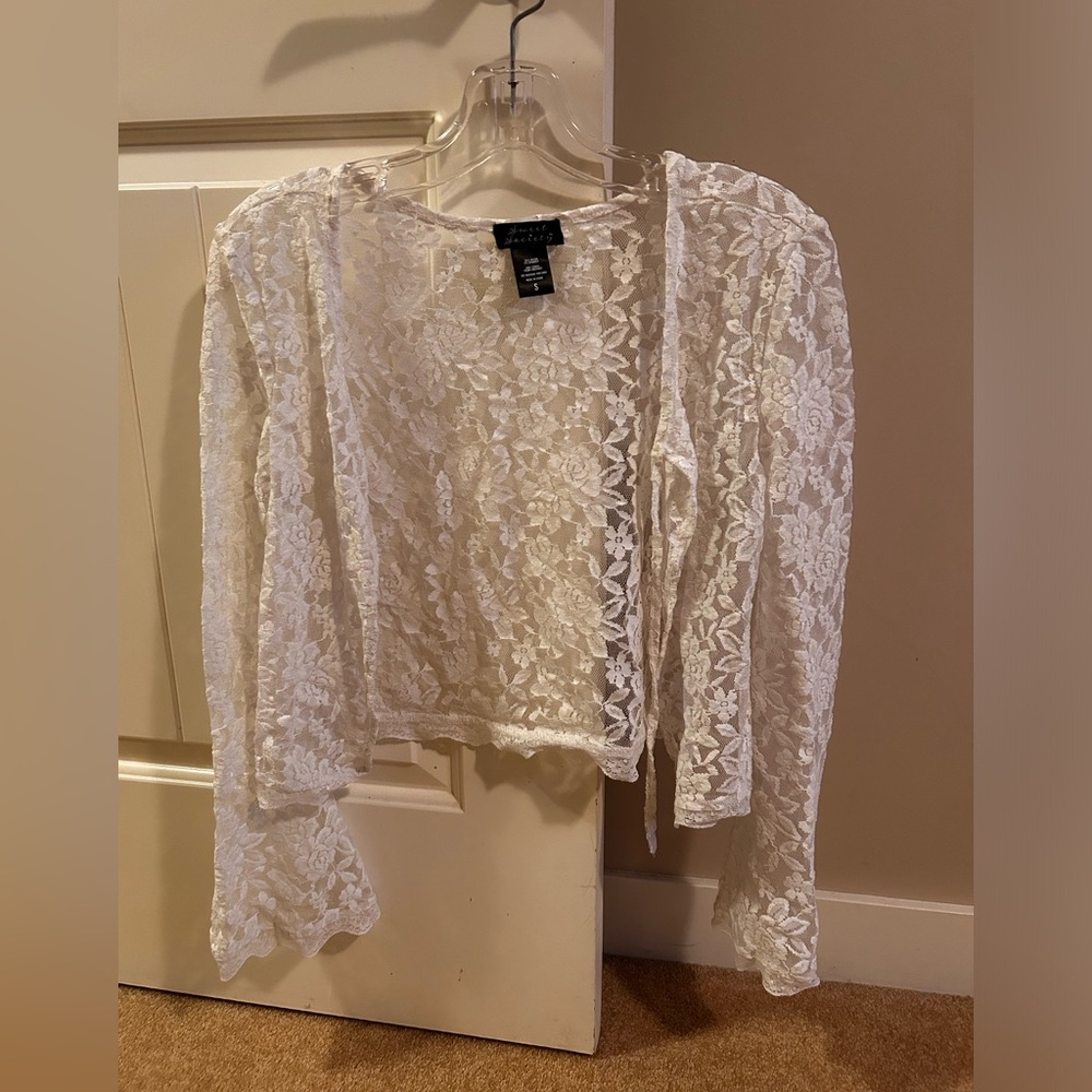 Sweet Society White Lace Tie-Front Girls Shrug - Small